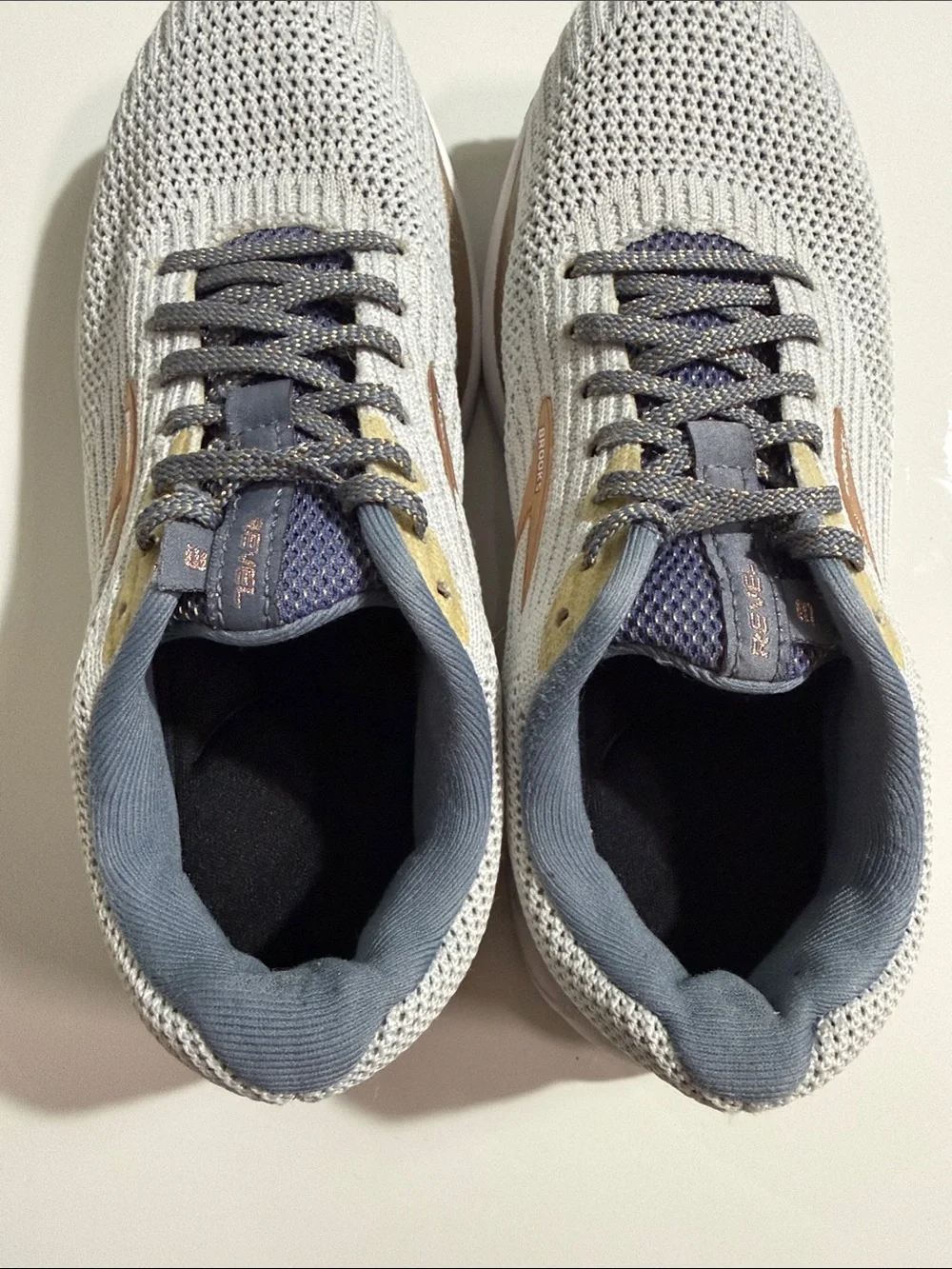 Brooks Revel 3 Running Shoes Gray Flint Stone Pale Gold Knit Women's Size 7
